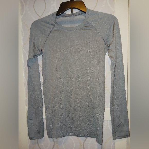 2.0 Lululemon Swiftly Tech Long Sleeve - Picture 14 of 15